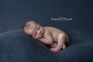 Hamilton Burlington Oakville Ontario Newborn and Maternity Photographer