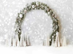 *NEW * Simply Silver Wreath