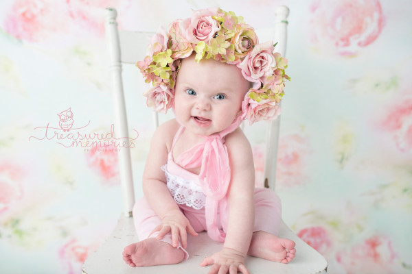 How to make a floral baby bonnet prop - Treasured Memories Photography